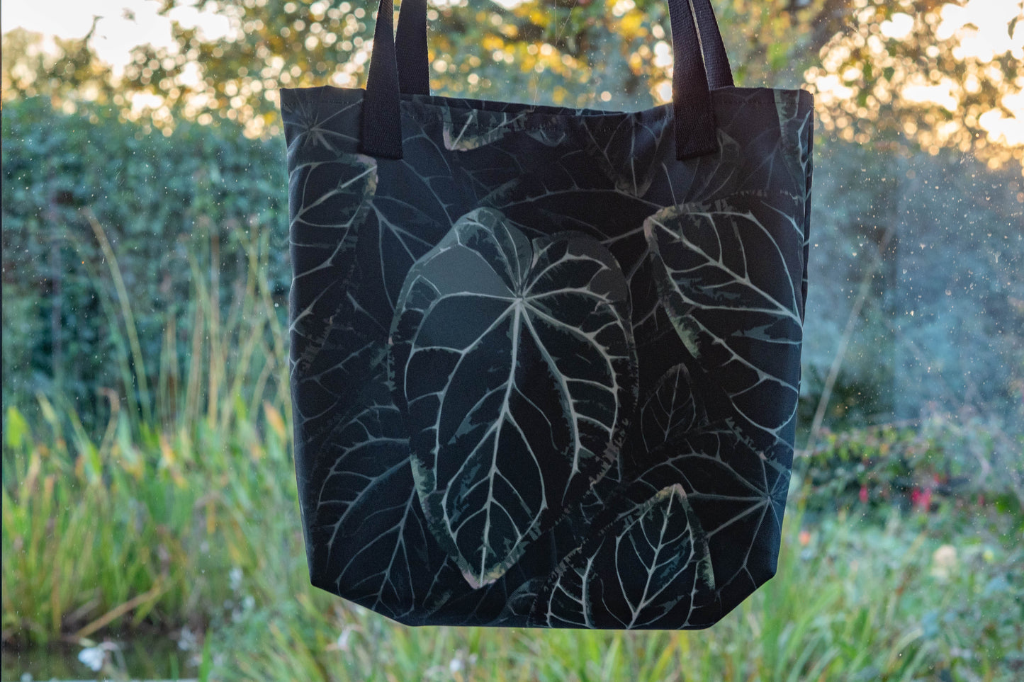 Anthurium Crystallinum Tote Bag