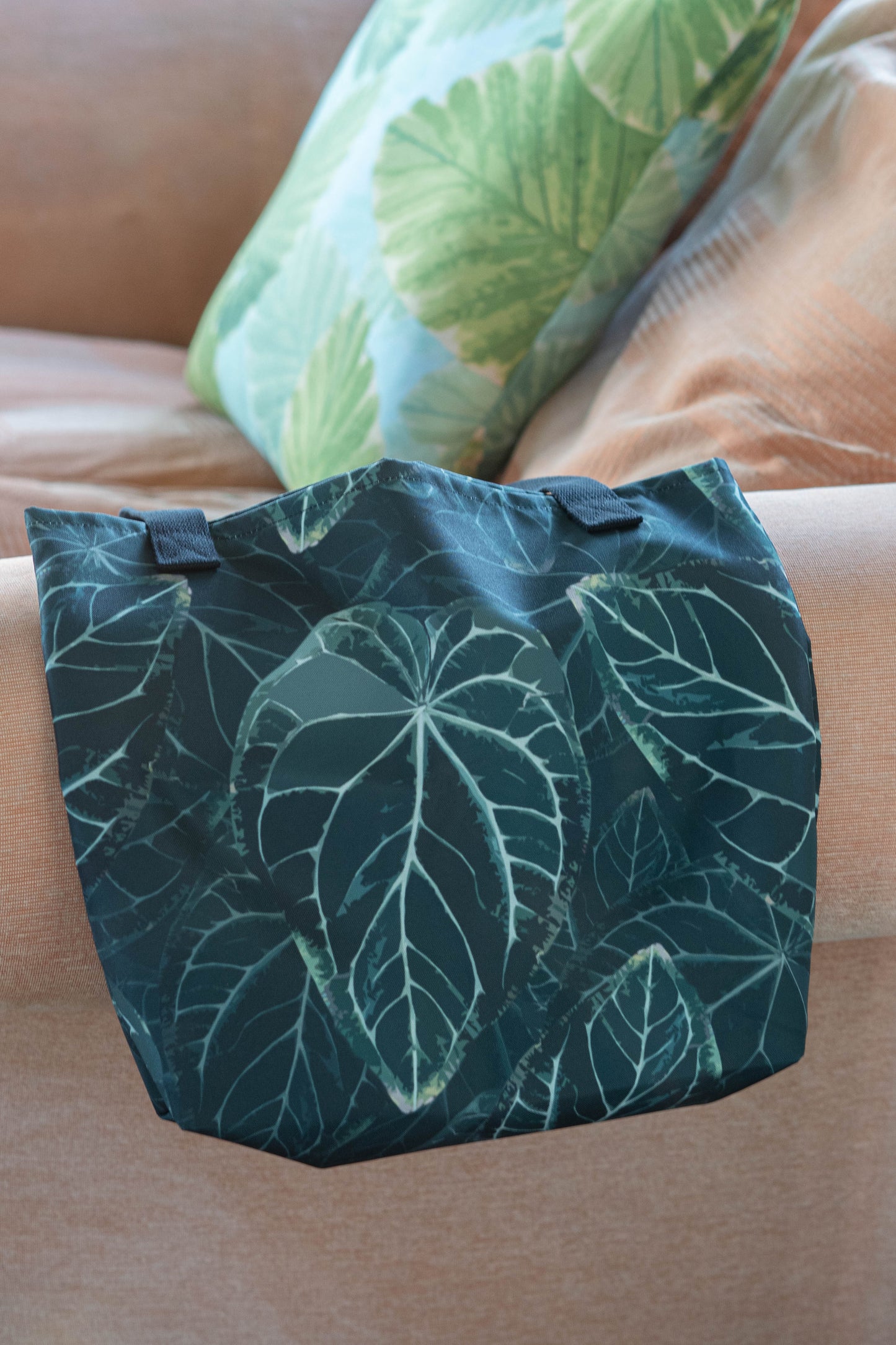 Anthurium Crystallinum Tote Bag