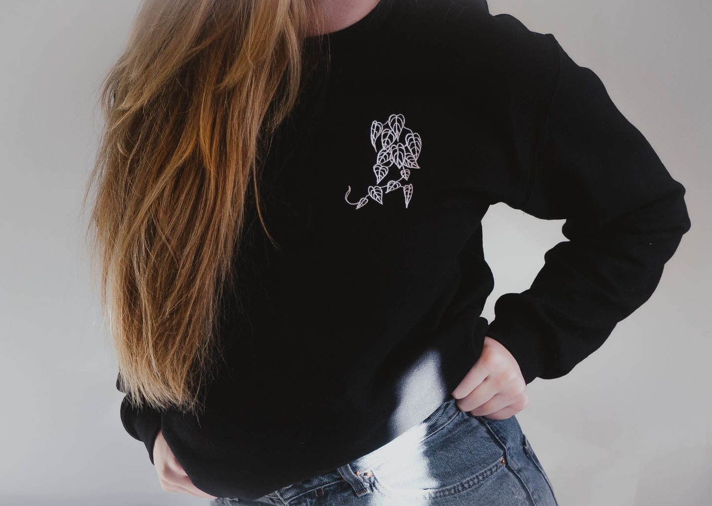 Embroidered Botanical Trailing Plant Unisex Sweatshirt